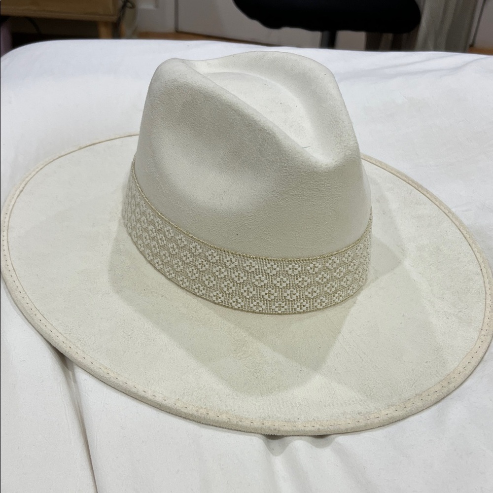 Anthropologie Cream Fedora with Patterned Band
